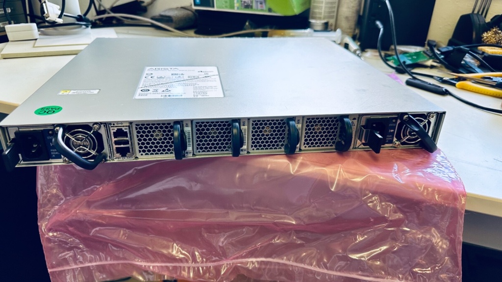 Arista DCS-7280SR-48C6-R - 4