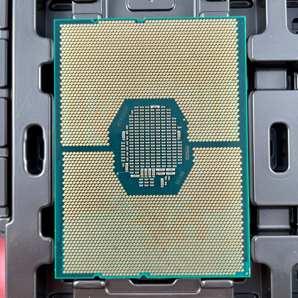 Intel Xeon Gold 6140 SR3AX 2.3GHz 18 Core LGA 3647 Skylake CPU - 1